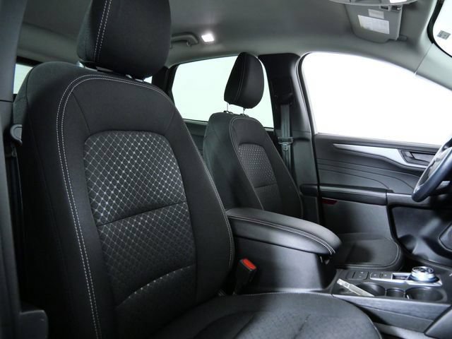 Certified 2025 Ford Escape Active AWD/4WD image 11