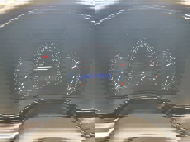 Used 2018 Cadillac XT5 Luxury w/ Driver Awareness Package image 15