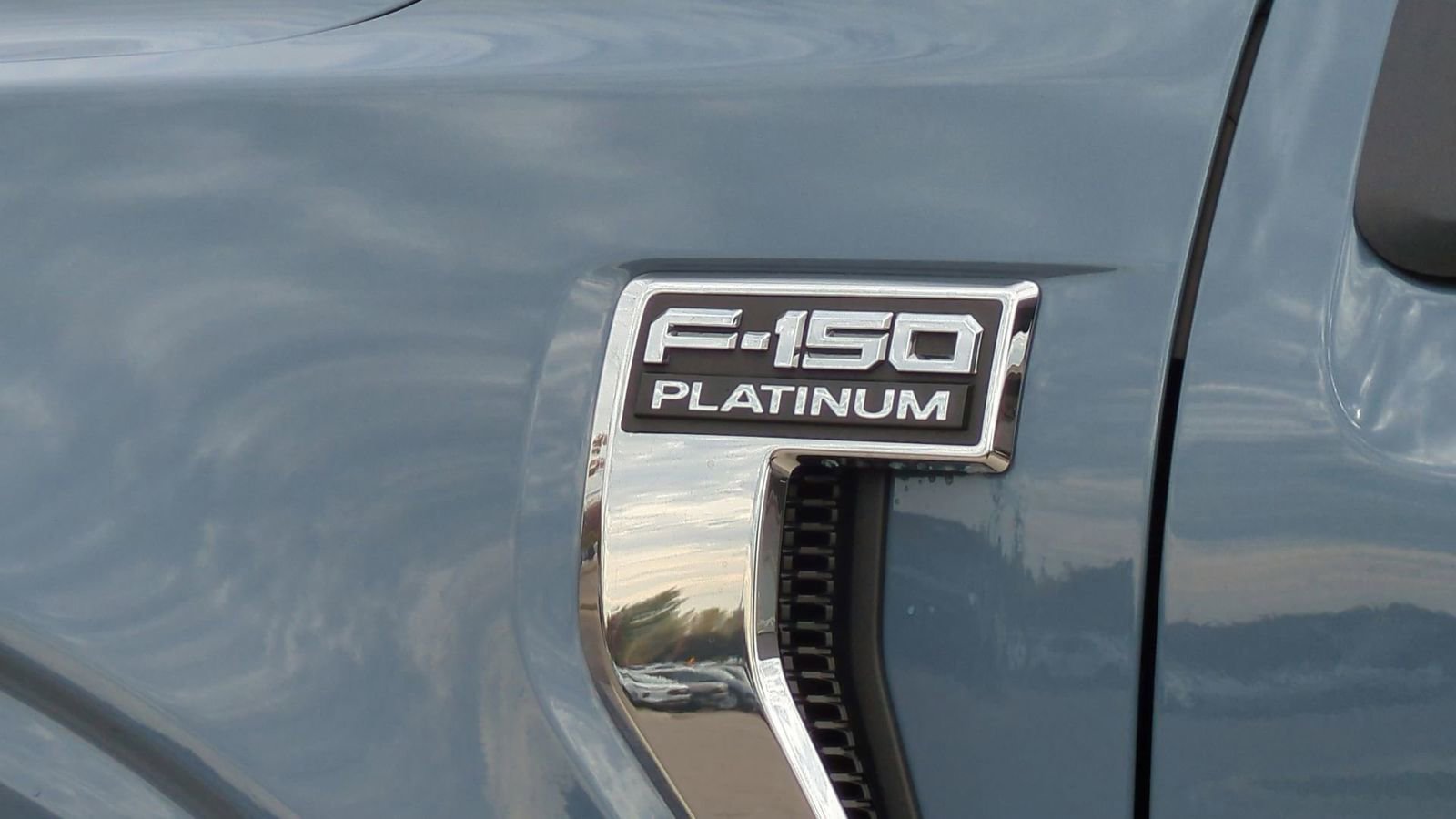 Certified 2023 Ford F150 Platinum w/ Equipment Group 701A High image 12