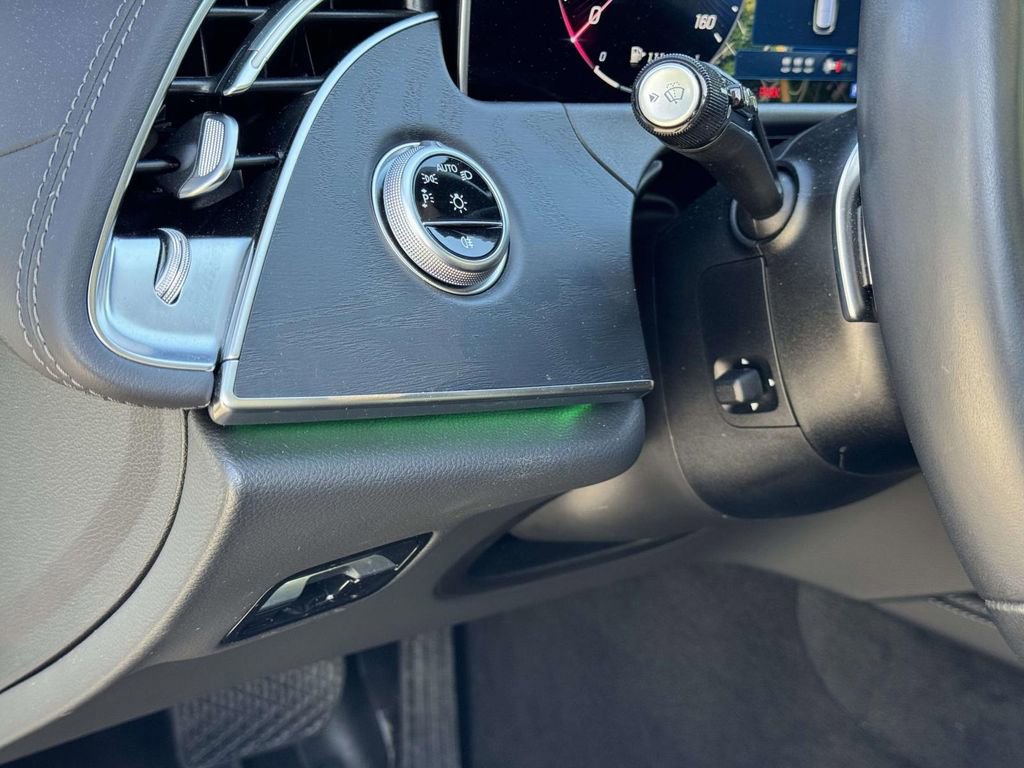Used 2025 Mercedes-Benz E 450 4MATIC All-Terrain Wagon image 14