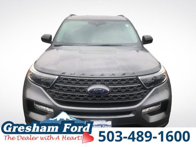 Certified 2022 Ford Explorer XLT w/ Equipment Group 202A image 8