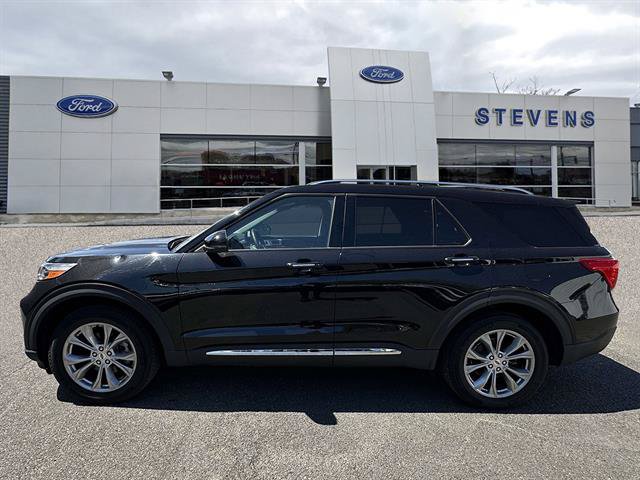 Certified 2023 Ford Explorer Limited w/ Limited Technology Package AWD/4WD image 3
