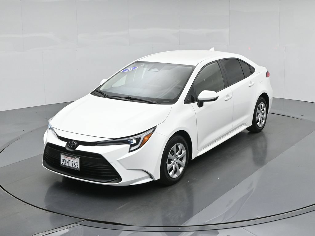 Used 2026 Toyota Corolla LE w/ Carpet Mat Package (TMS) FWD image 35