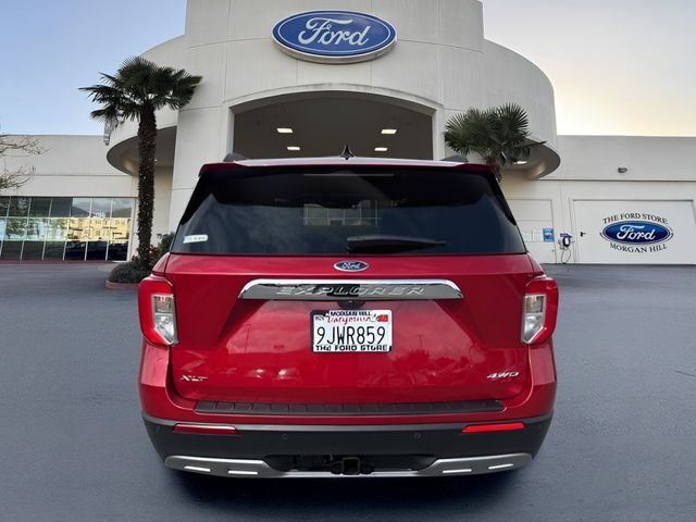 Certified 2023 Ford Explorer XLT w/ Equipment Group 202A AWD/4WD image 7