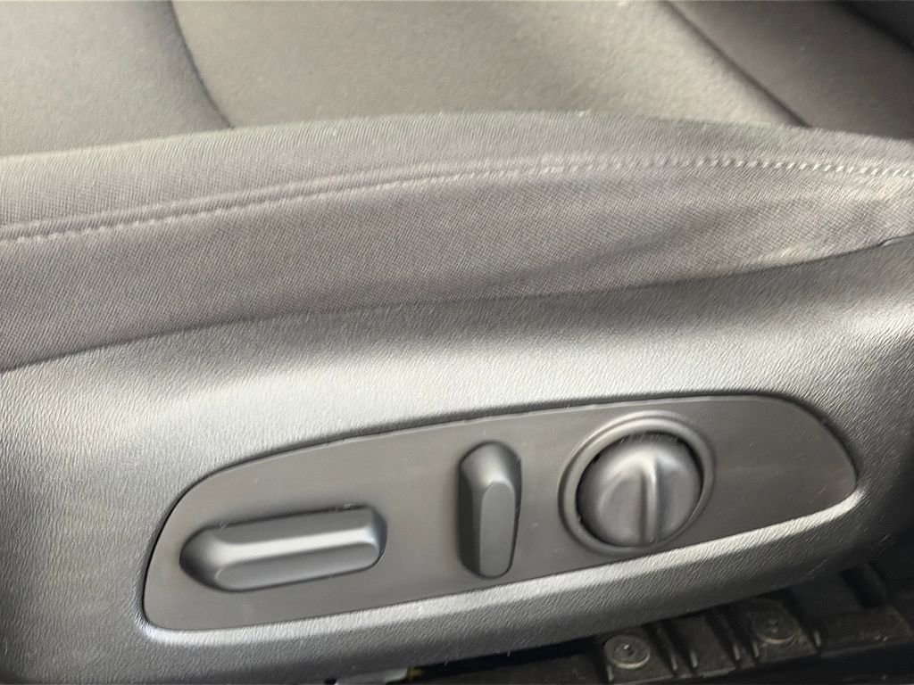 Used 2023 Chevrolet Malibu LT FWD image 26