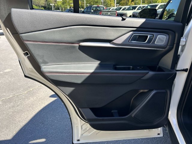 Certified 2025 Ford Explorer ST AWD/4WD image 24