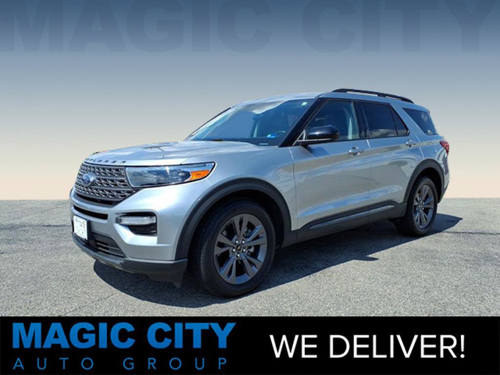 Certified 2023 Ford Explorer XLT w/ Equipment Group 202A