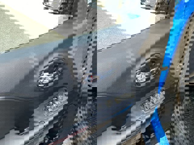 Used 2019 Jeep Cherokee Trailhawk image 11