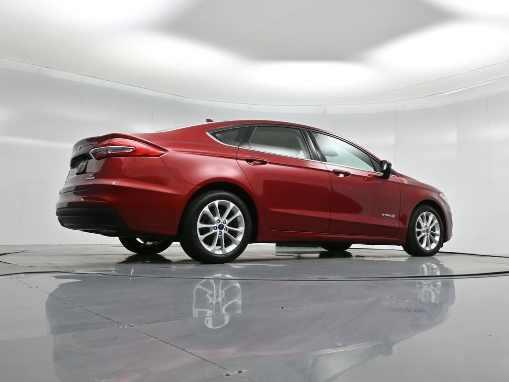 Certified 2019 Ford Fusion SE image 14