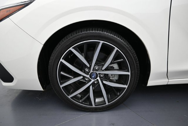 Used 2025 Subaru Impreza 2.0i Sport AWD/4WD image 9