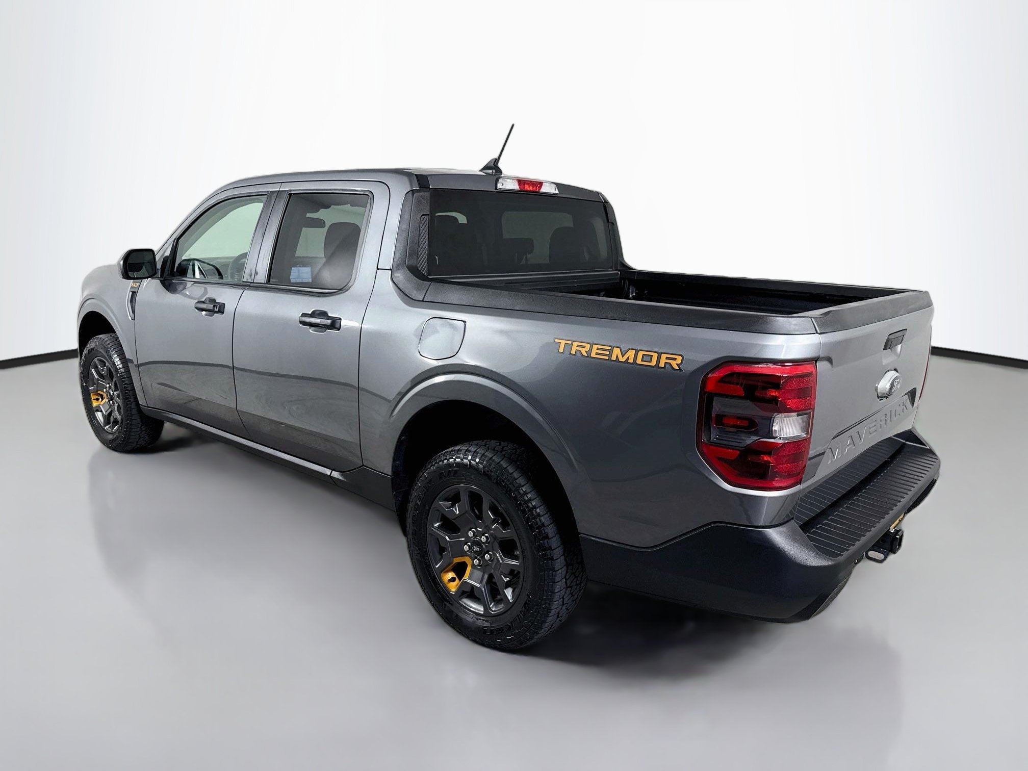 Certified 2024 Ford Maverick Tremor w/ Tremor Off-Road Package AWD/4WD image 10