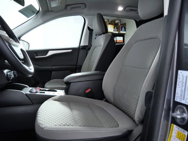 Certified 2022 Ford Escape SE w/ Cold Weather Package image 16