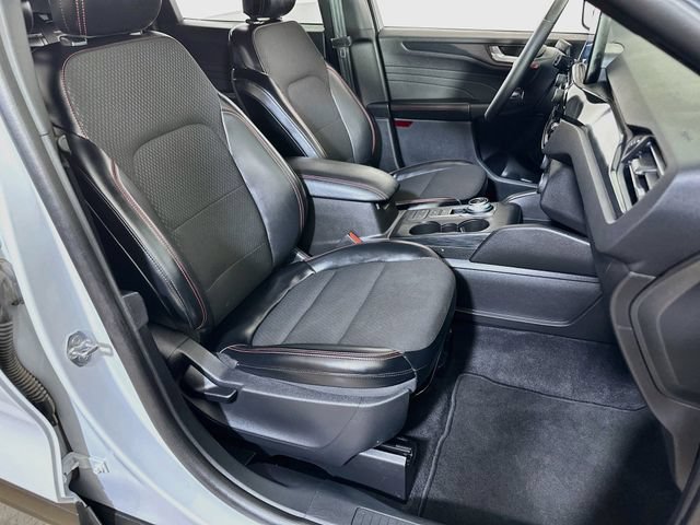 Certified 2025 Ford Escape ST-Line Select AWD/4WD image 14