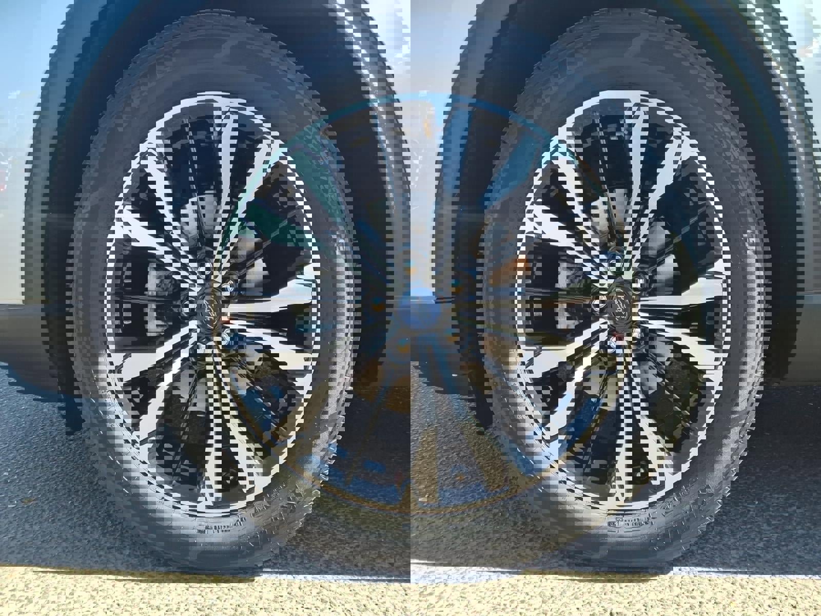 Certified 2022 Ford Escape SE w/ SE Sport Appearance Package image 9