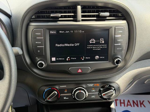 Used 2025 Kia Soul LX w/ LX Technology Package FWD image 18