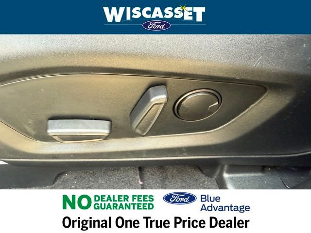 Certified 2022 Ford Explorer XLT w/ Equipment Group 202A image 27