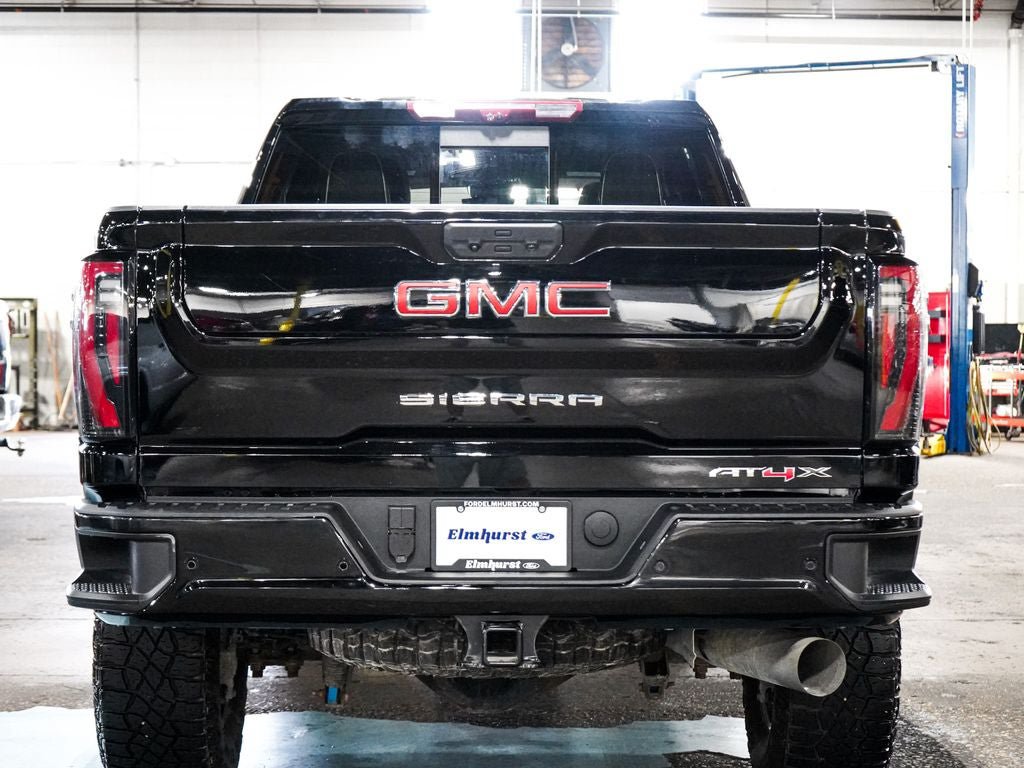 Used 2025 GMC Sierra 2500 AT4X AWD/4WD image 5
