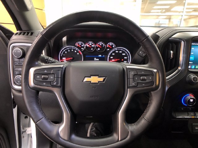 Used 2022 Chevrolet Silverado 1500 LT AWD/4WD image 13