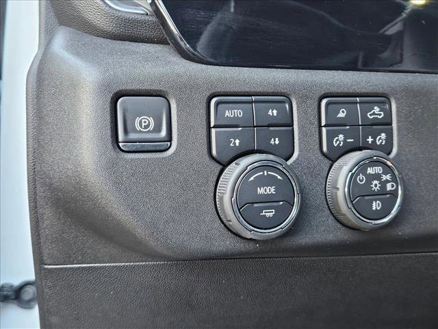 Used 2025 Chevrolet Silverado 2500 LTZ w/ LTZ Convenience Package AWD/4WD image 24