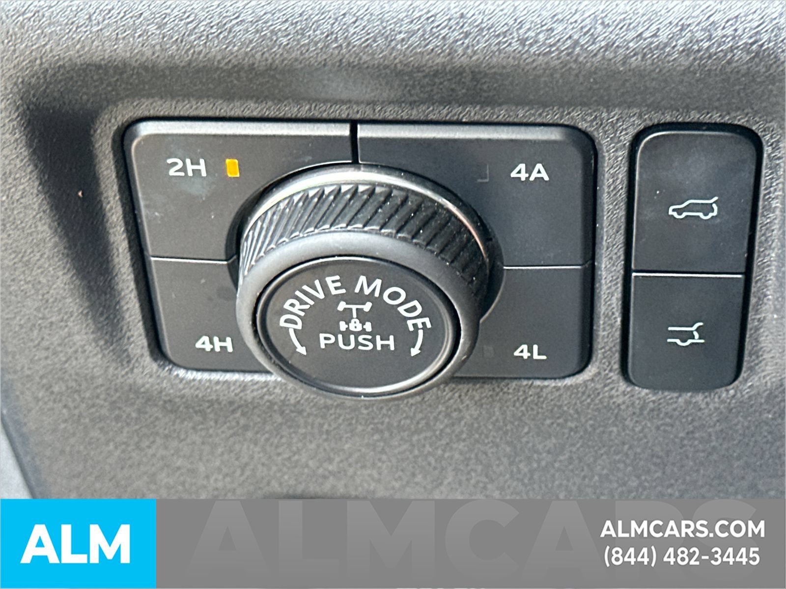 Certified 2025 Ford Expedition Tremor AWD/4WD image 36