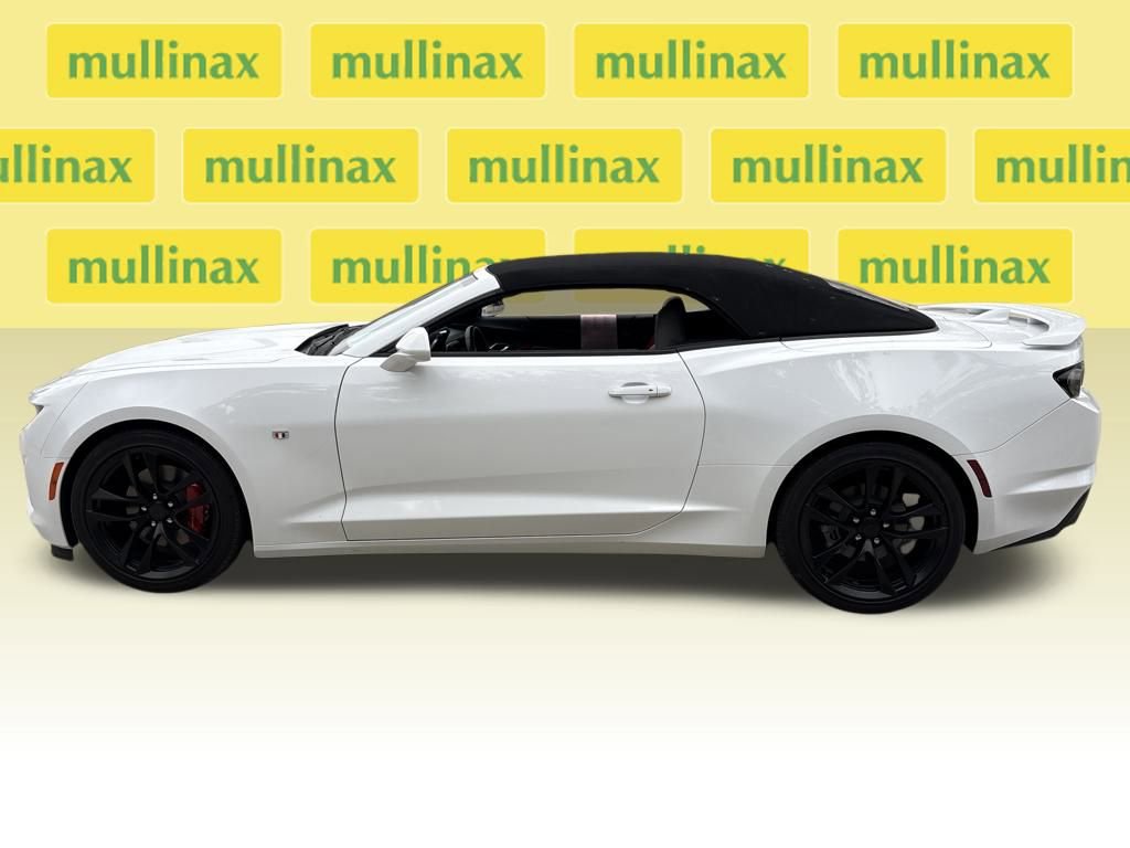 Used 2023 Chevrolet Camaro LT w/ RS Package image 10