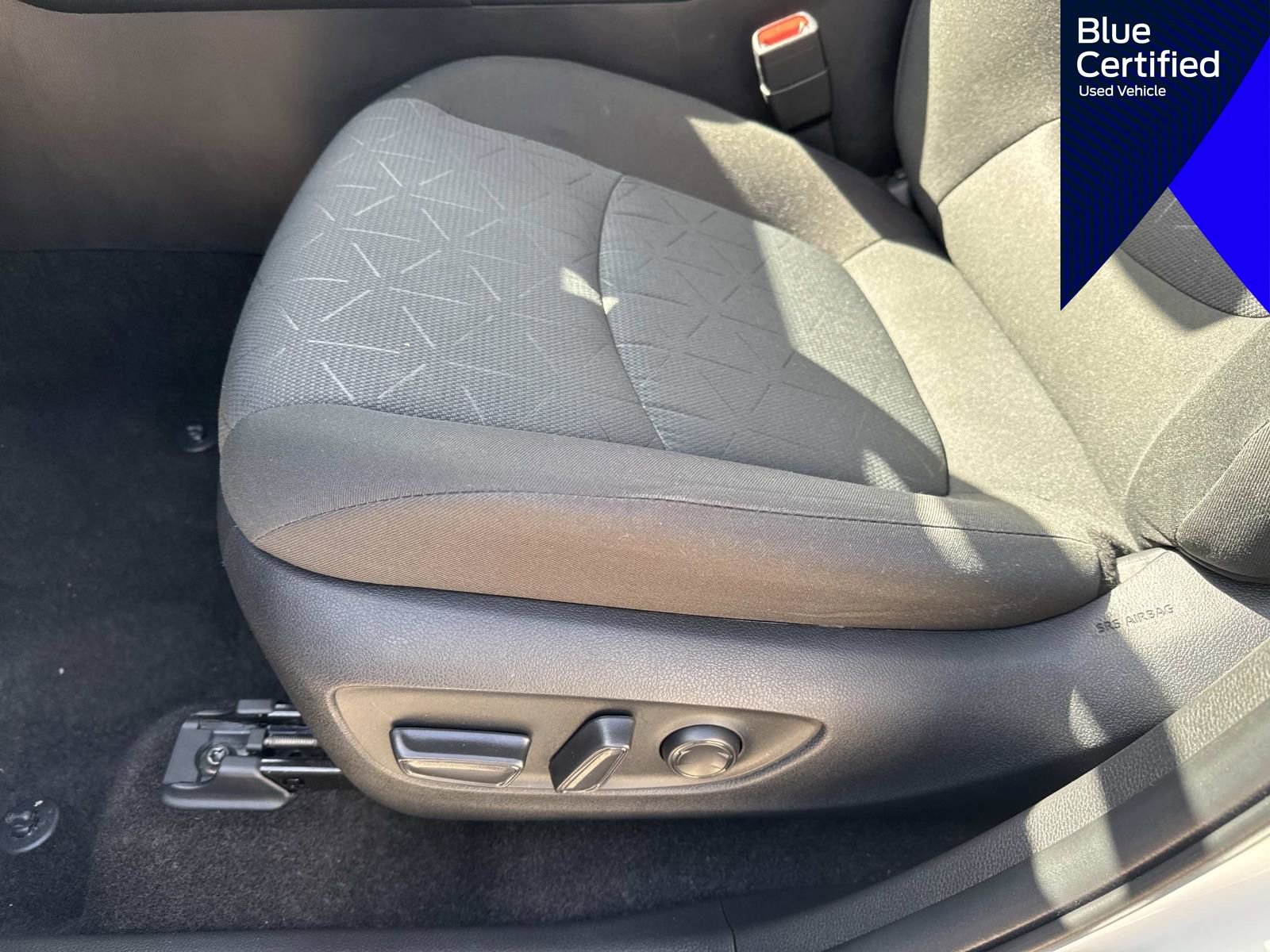 Used 2025 Toyota RAV4 XLE w/ Weather Package FWD image 22