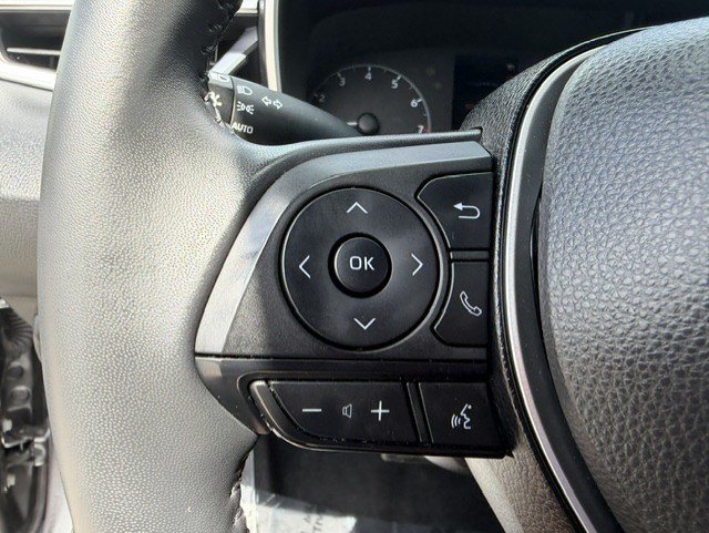Used 2023 Toyota Corolla SE w/ SE Premium Package FWD image 15