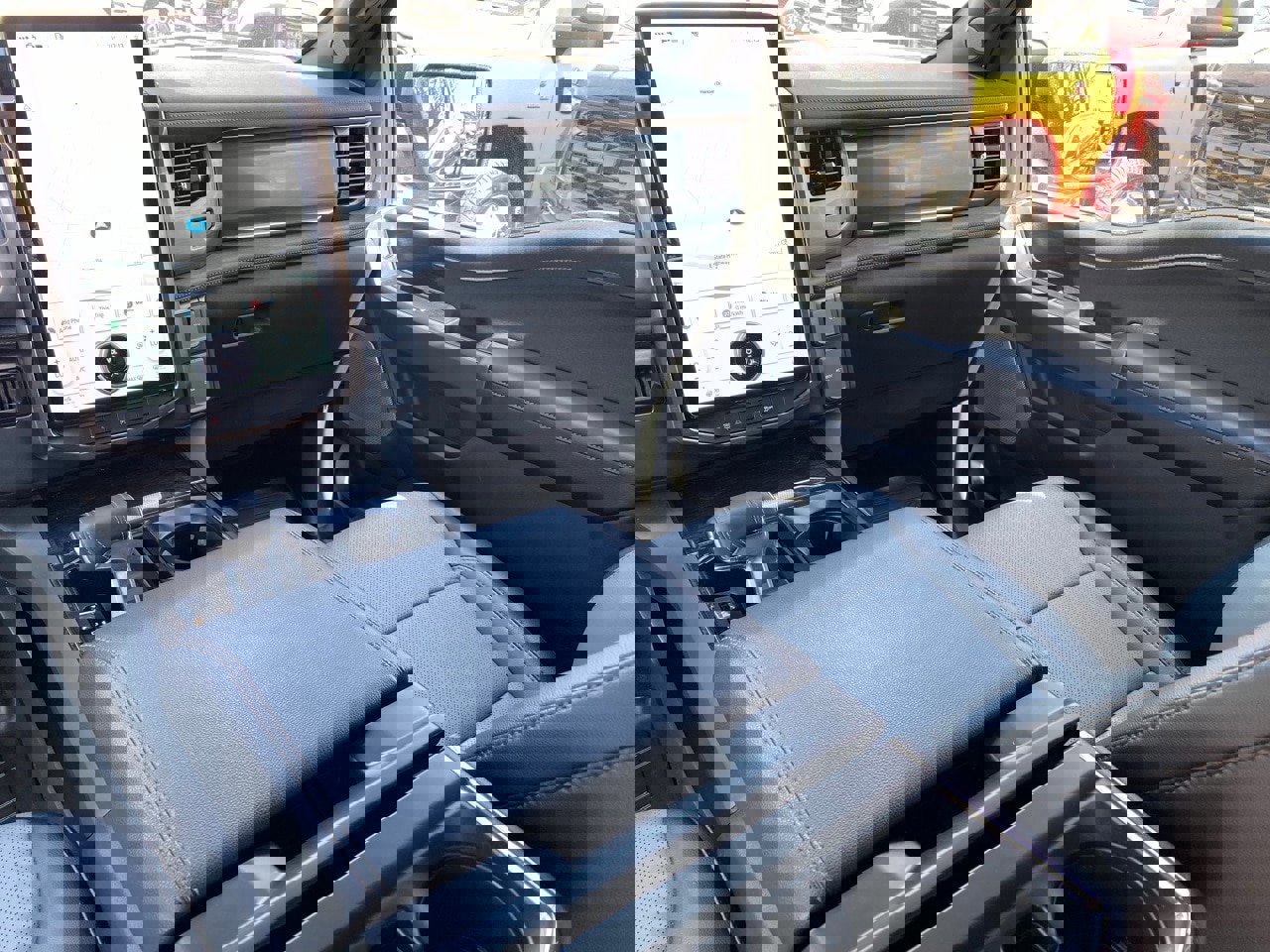 Certified 2025 Ford F150 Lightning Lariat image 18