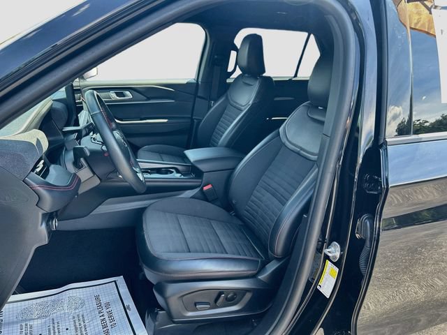 Certified 2025 Ford Explorer ST-Line AWD/4WD image 30