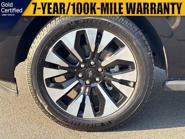 Certified 2026 Ford Expedition Platinum w/ Driver's Package AWD/4WD image 19