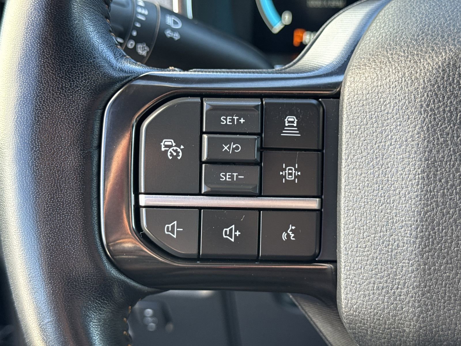 Certified 2023 Ford F150 Platinum image 27