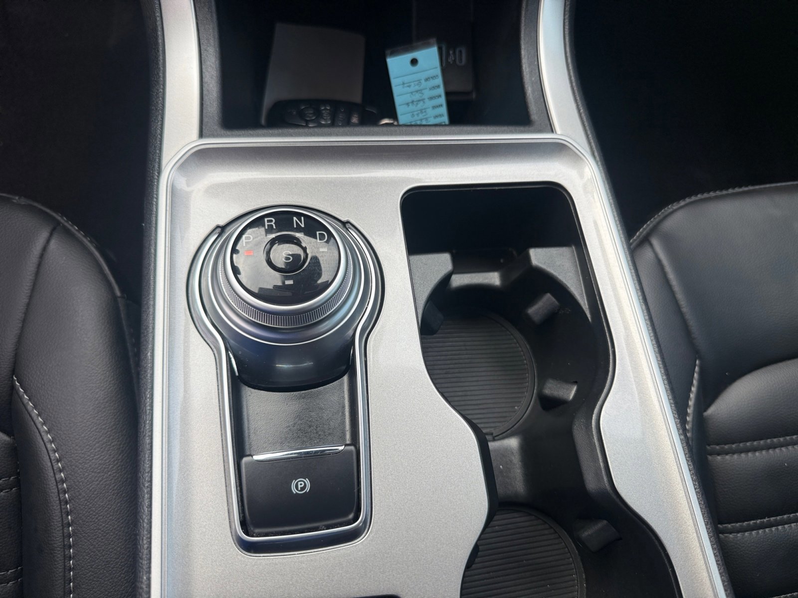 Certified 2024 Ford Edge SEL w/ Convenience Package image 26