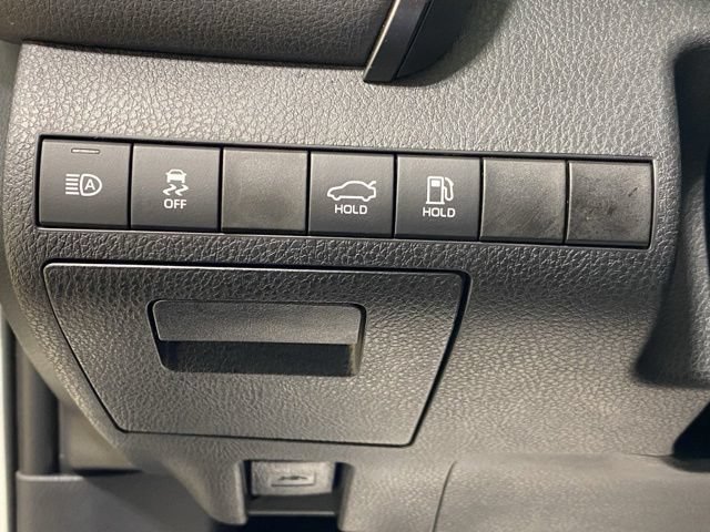 Used 2021 Toyota Camry SE AWD/4WD image 34