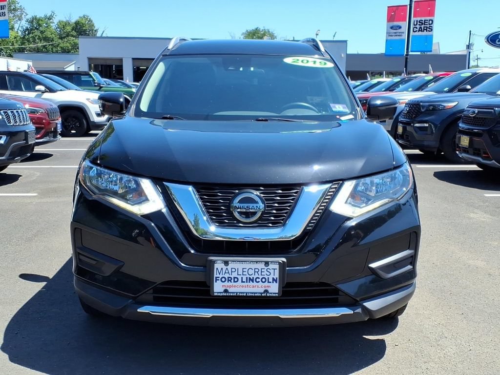 Used 2019 Nissan Rogue SV w/ Premium Package AWD/4WD image 5