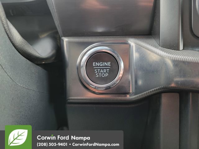 Certified 2025 Ford F150 Lariat AWD/4WD image 24