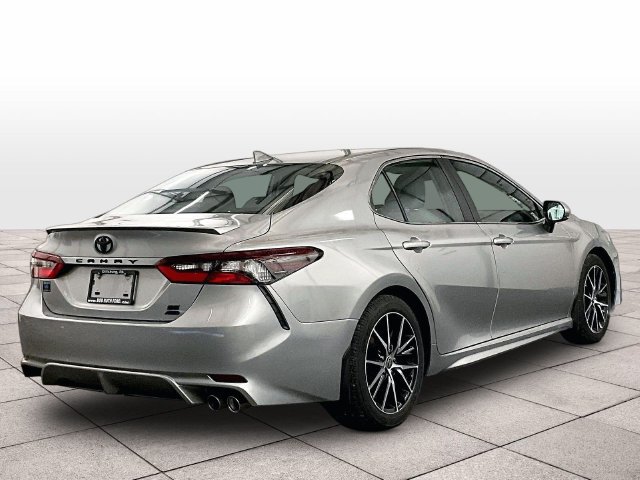 Used 2022 Toyota Camry SE AWD/4WD image 11