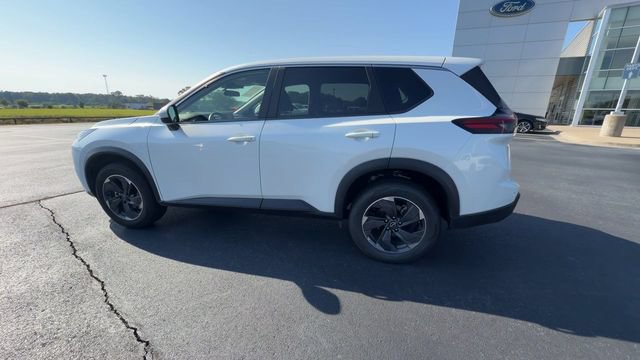 Used 2025 Nissan Rogue SV FWD image 5