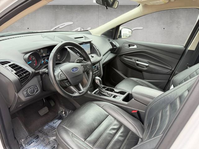 Certified 2018 Ford Escape SEL image 19
