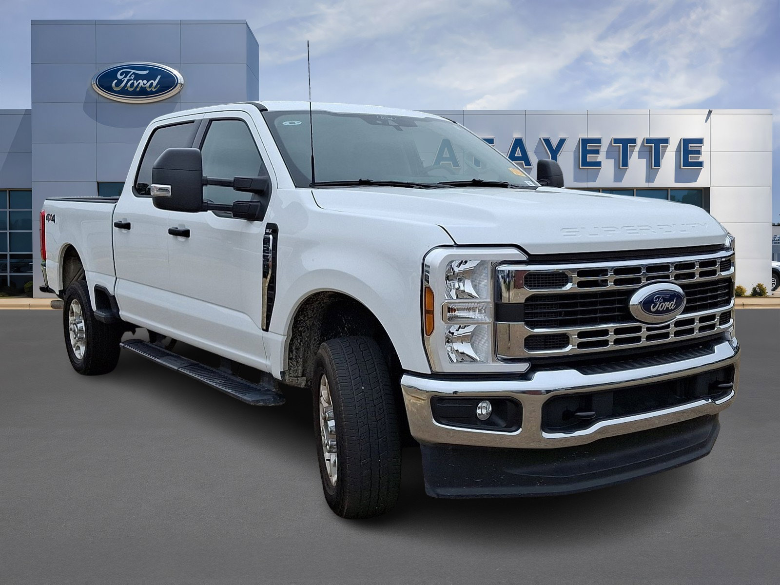 Certified 2025 Ford F250 XLT image 1