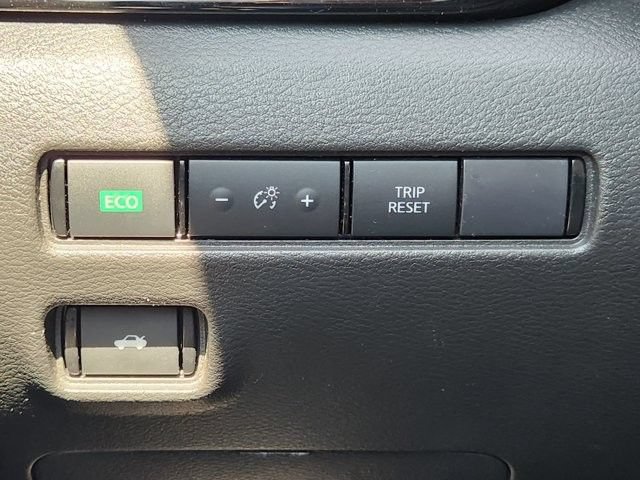 Used 2024 Nissan Sentra SV FWD image 21