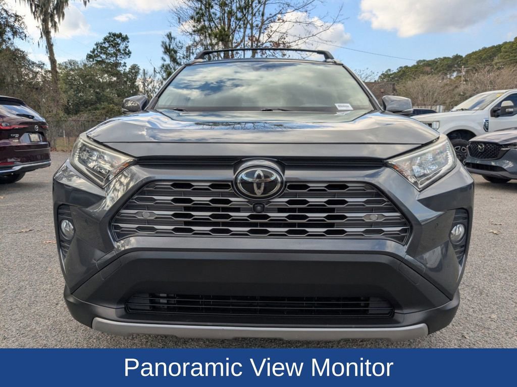 Used 2019 Toyota RAV4 Limited image 9