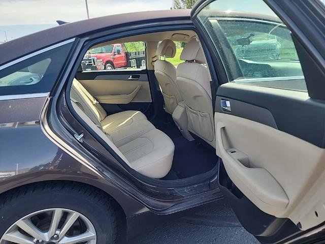 Used 2017 Hyundai Sonata SE w/ Cargo Package FWD image 10