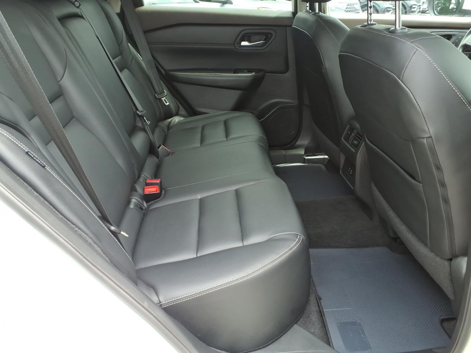 Used 2023 Nissan Rogue SL AWD/4WD image 28
