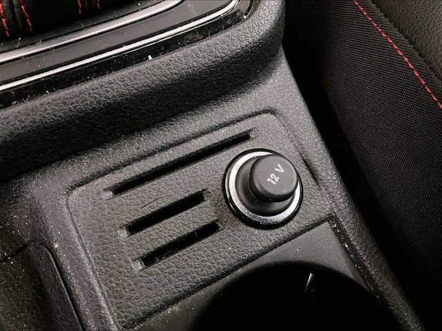Used 2019 Volkswagen GTI SE FWD image 31