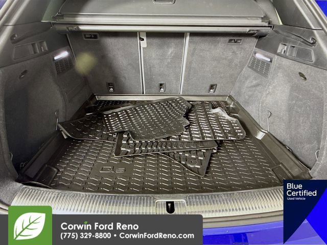 Used 2022 Audi SQ5 Premium Plus w/ Premium Plus Package image 31