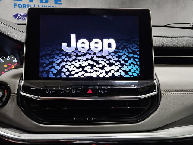 Used 2022 Jeep Compass Limited AWD/4WD image 16
