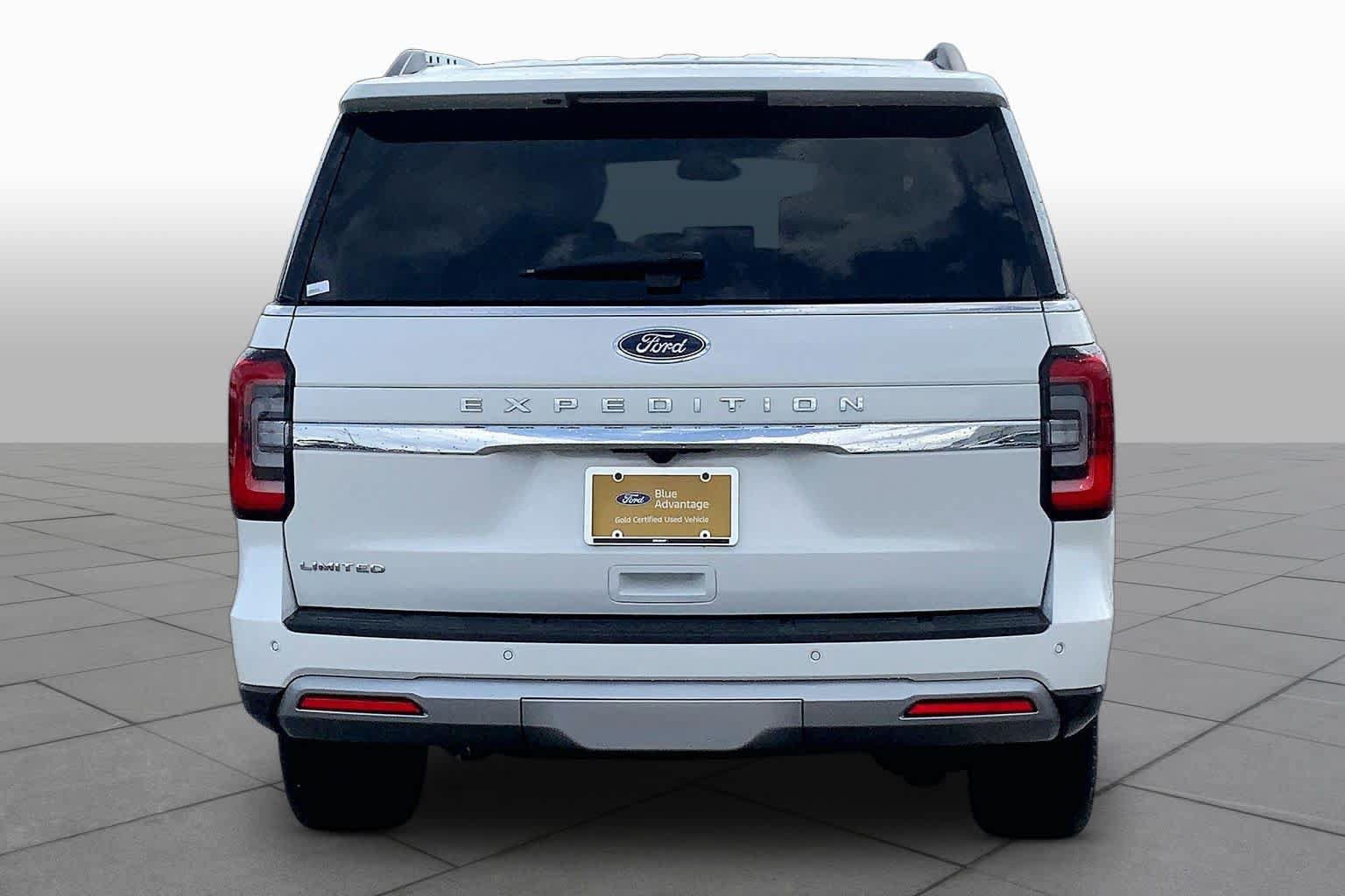 Certified 2024 Ford Expedition Limited RWD image 5