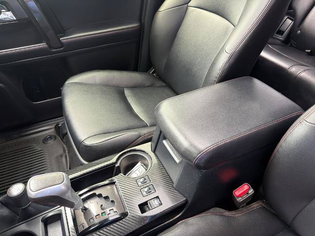 Used 2024 Toyota 4Runner TRD Off-Road Premium w/ Off Road Premium Plus Package AWD/4WD image 31