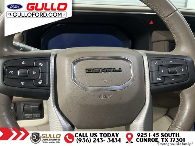 Used 2022 GMC Yukon XL Denali w/ Denali Premium Package AWD/4WD image 25