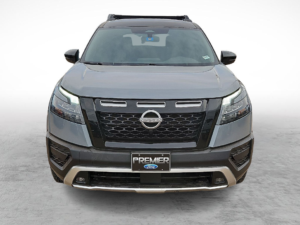 Used 2024 Nissan Pathfinder Rock Creek AWD/4WD image 3